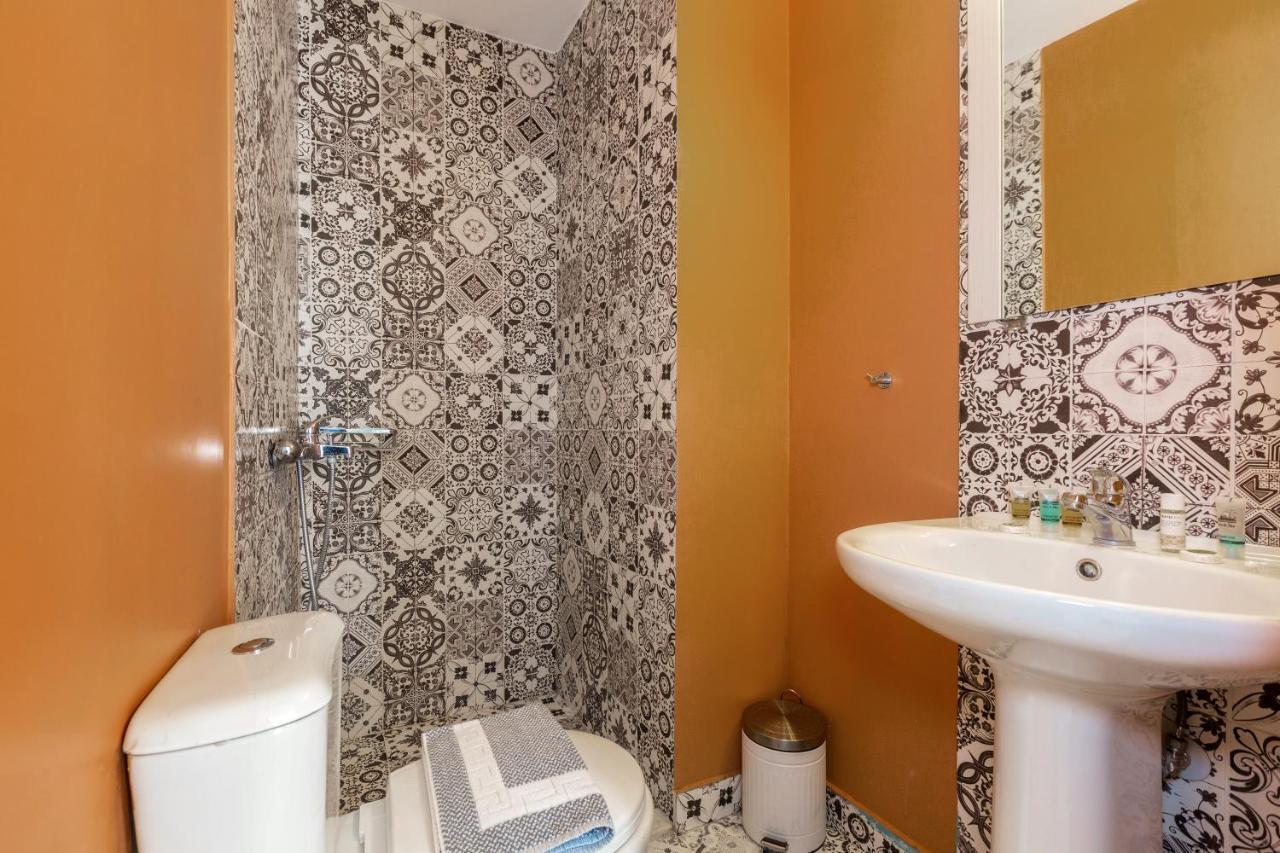 Psirri Place Economy Centrally Located *